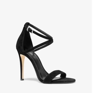 ✨NWT✨ Michael Kors heels